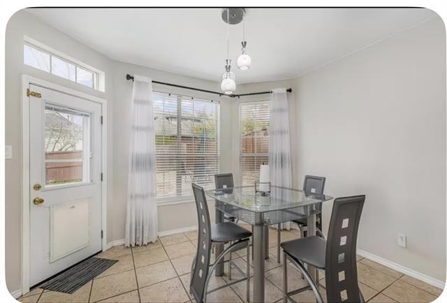 Building Photo - 2144 Brookgate Dr