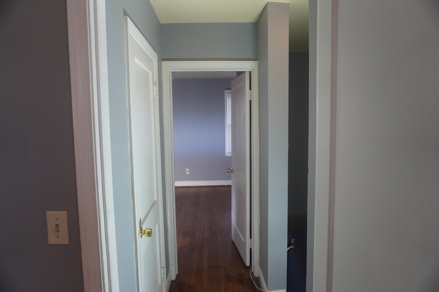 Building Photo - 3811 Lyndale Ave