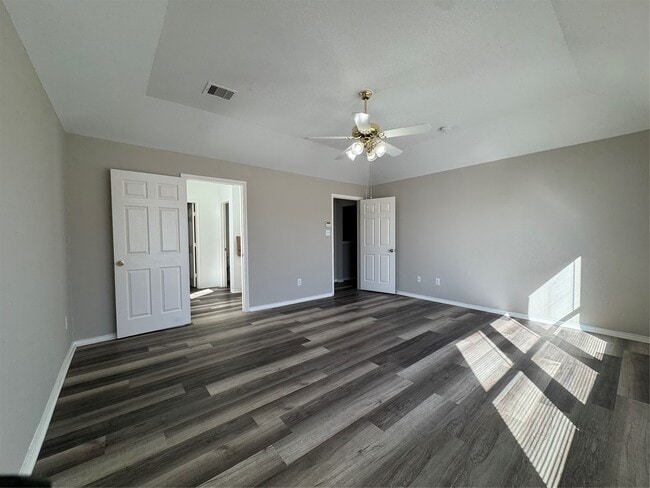 Building Photo - 6319 Sunlit Orchard Dr