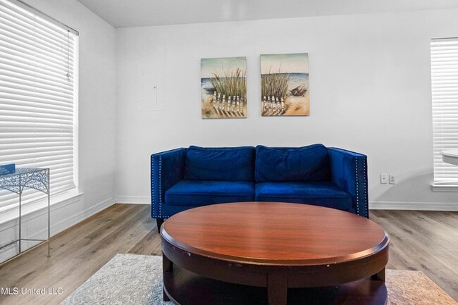 Building Photo - 259 Benachi Ave