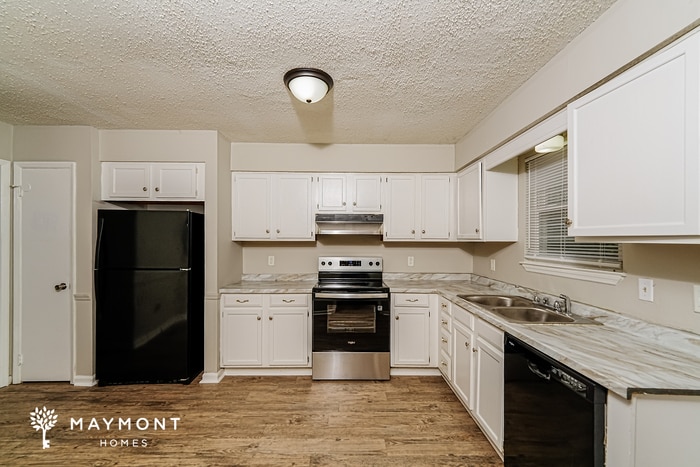 Building Photo - 5207 Broken Bow Ln
