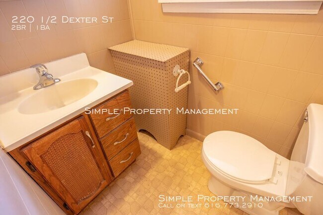 Building Photo - 2 Bed 1 Bath Apartment In Ionia