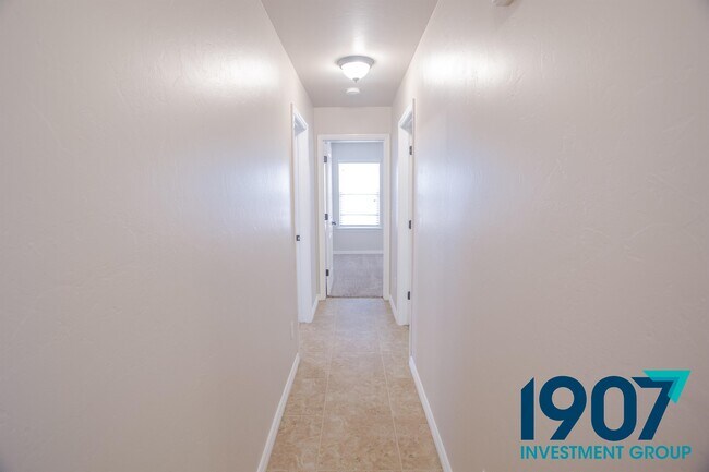 Building Photo - 6833 NW 157th St