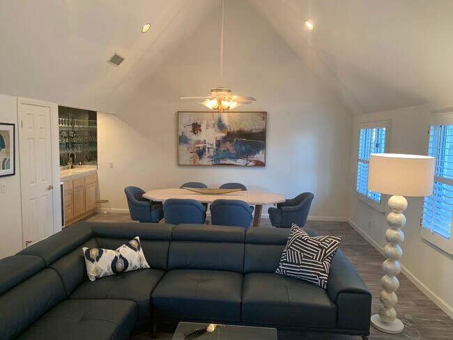 Living room/ TV room / wet bar/ conference room - 7635 Draper Ave