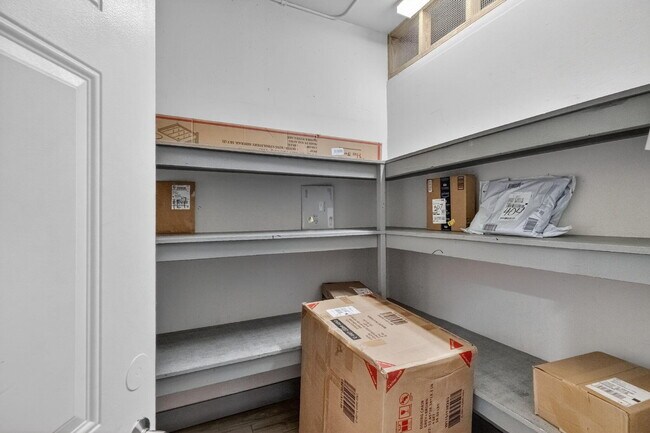 Building Photo - 2029 N Ocean Blvd