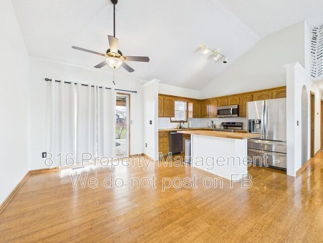 Building Photo - 1305 Aspen Dr