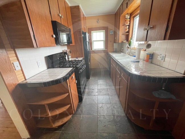 Building Photo - 57091 Kohler Dr