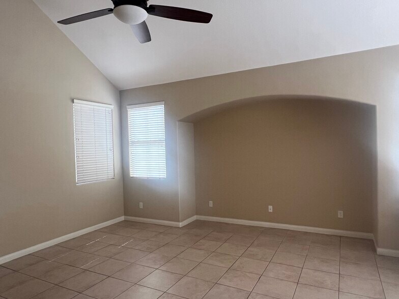 Building Photo - 7341 Rietz Canyon st