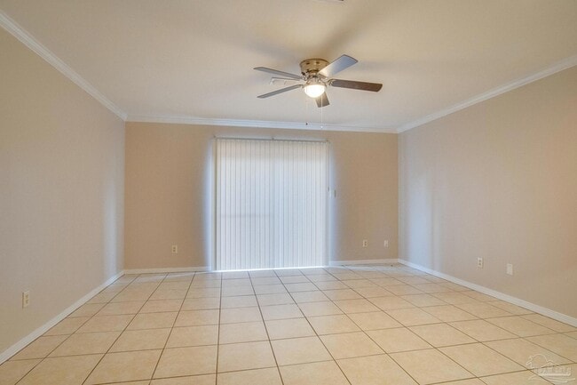 Building Photo - 3050 Belle Meade Dr