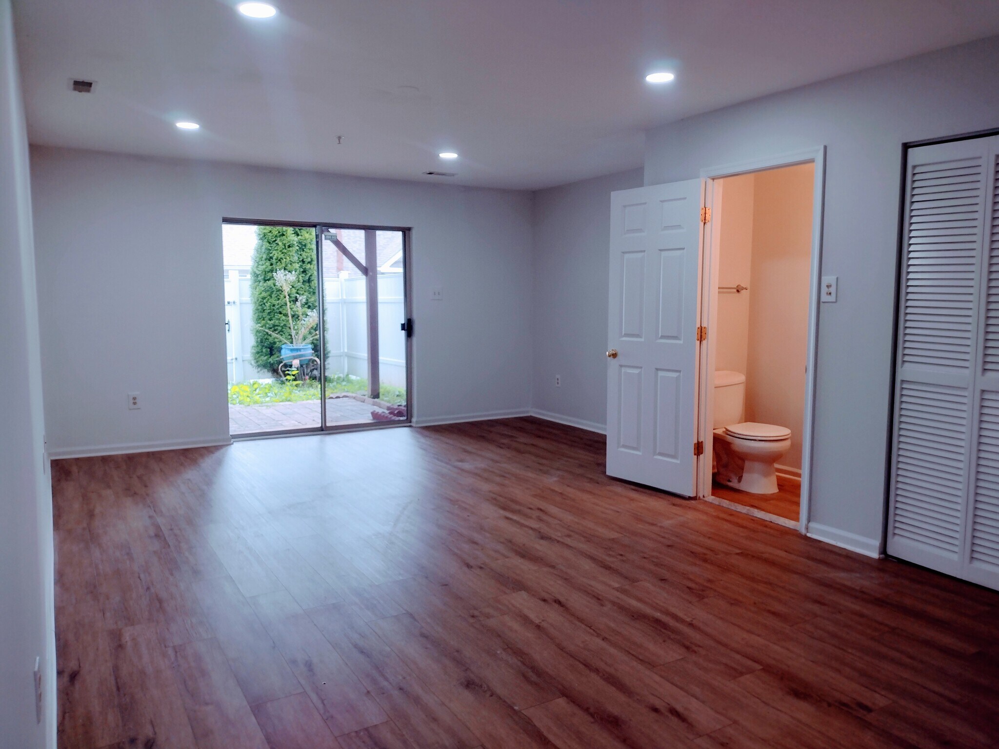 Building Photo - 12 Bailey Ln