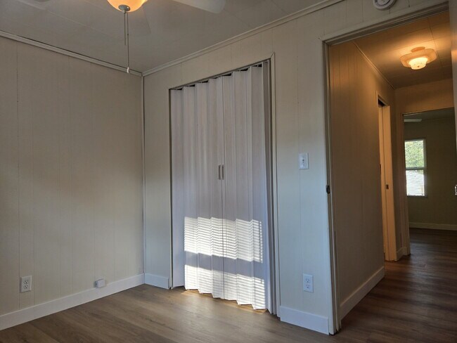 Building Photo - Room to Roam — Updated 2 Bed with Huge Yard & 2-Car Garage