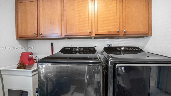 Building Photo - 7944 SW 195th Terrace