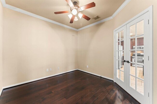 Building Photo - 18 Umbria Ln