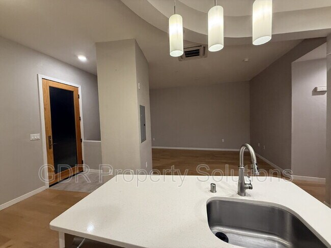 Building Photo - 3600 Central Ave SE