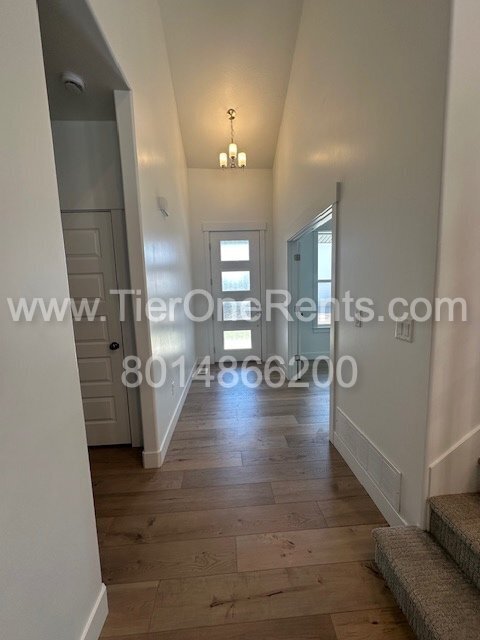 Building Photo - This property offers a NO DEPOSIT option a...