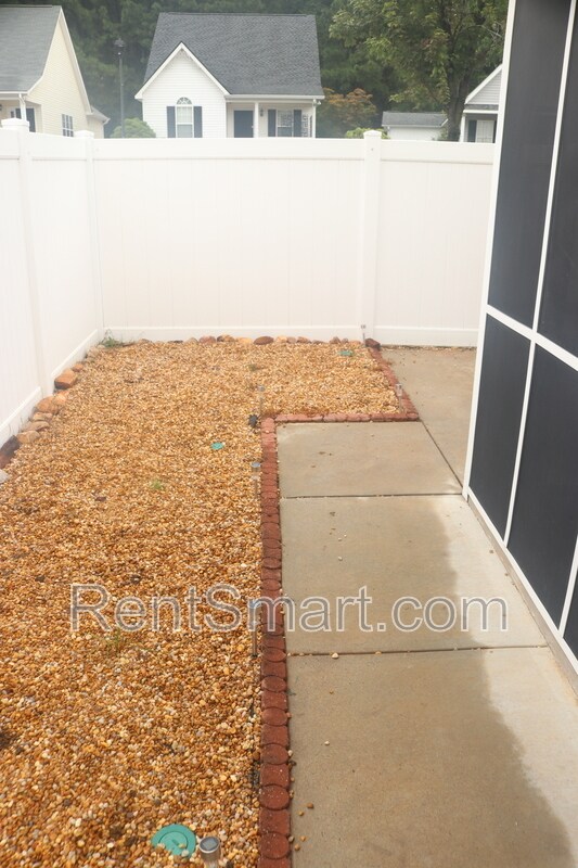 Building Photo - 624 Dunloe Cir