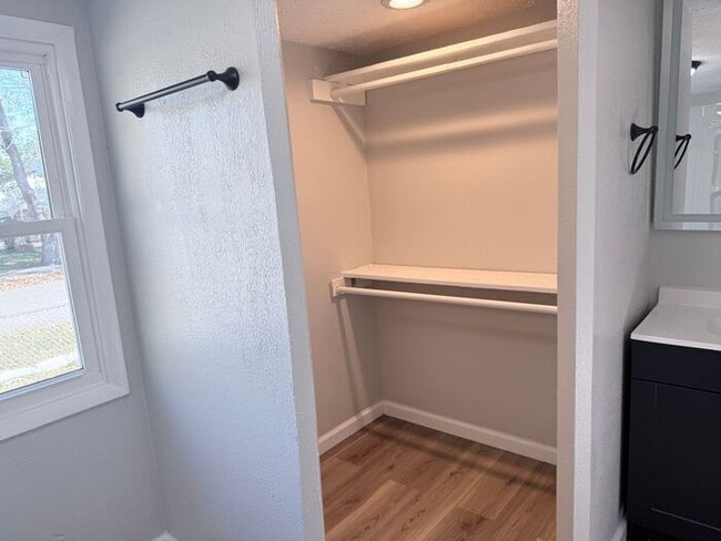 Building Photo - Newly Remolded 2 Bedroom Home on the South...