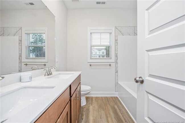 Building Photo - 1105 Wolf Pne Ct