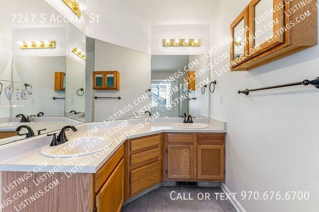 Building Photo - 7247 S Acoma St