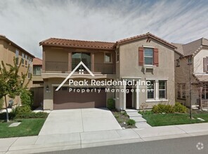 Building Photo - Beautiful Newer 3bd/2.5ba Folsom Home with...