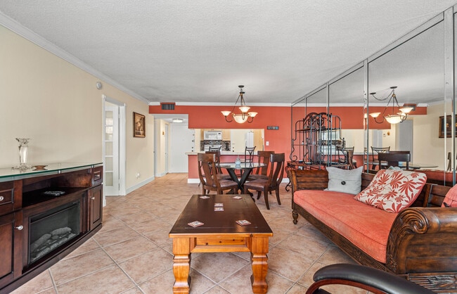 Building Photo - 1801 S Ocean Dr