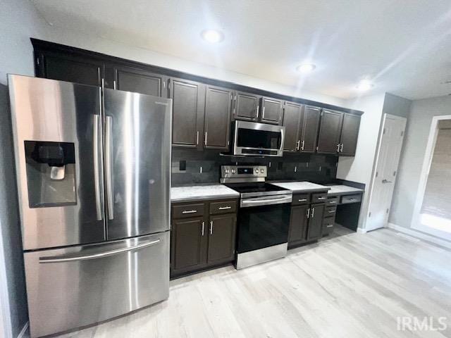 Building Photo - 8933 Shadow Ridge Dr