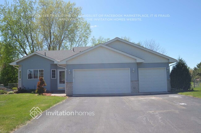 Building Photo - 12272 Quinn St