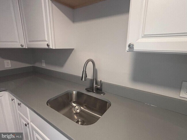 Building Photo - 5251 S White Horse Pike