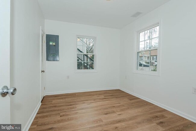 Building Photo - 108 New Jersey Ave NW