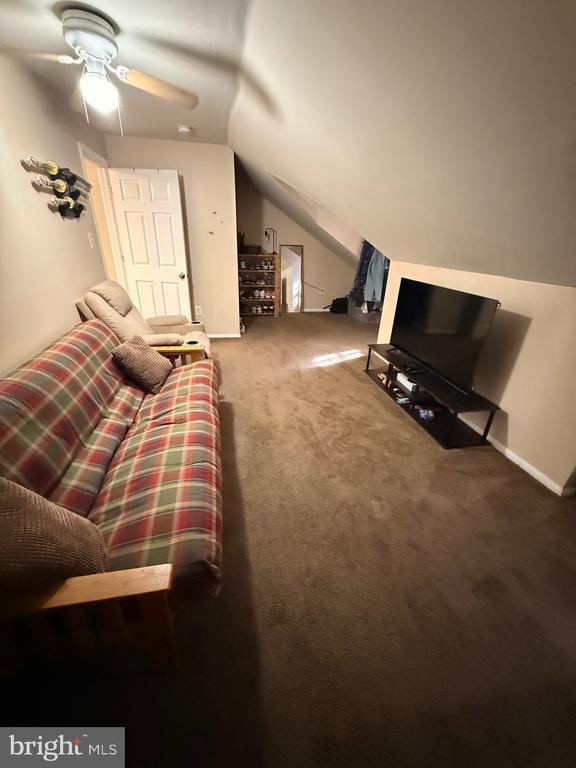 Building Photo - 335 Myrtle Ave