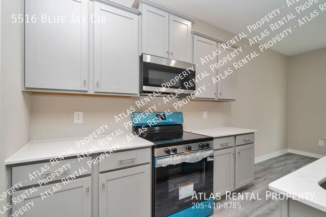 Building Photo - 5516 Blue Jay Cir