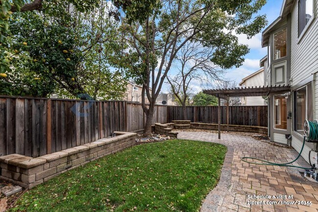 Building Photo - 6125 Linford Terrace