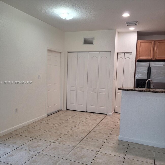 Building Photo - 27301 SW 140th Ct