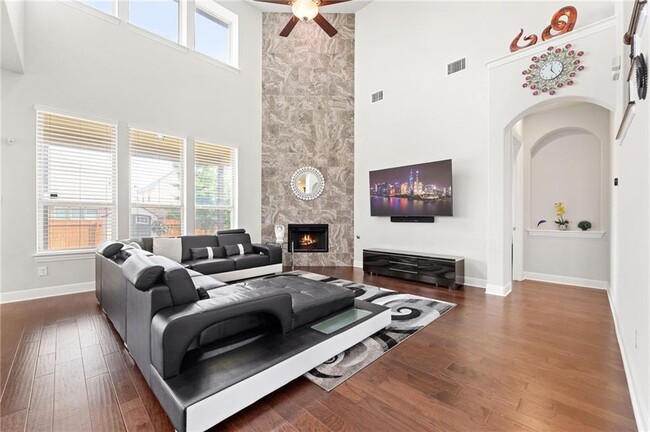 Building Photo - 3804 Carya Dr