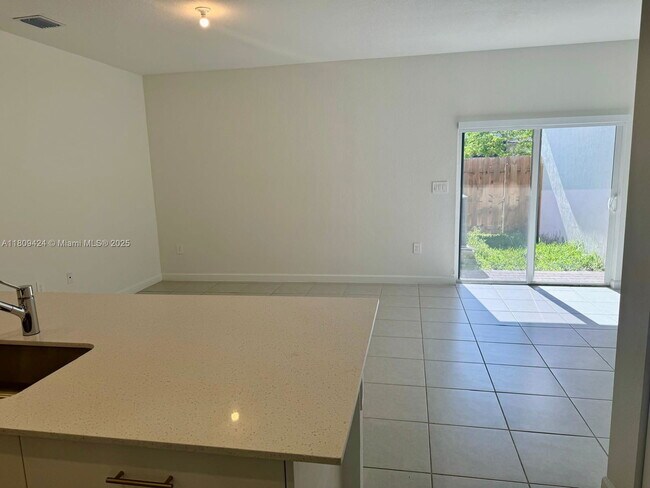Building Photo - 26459 SW 149th Pl