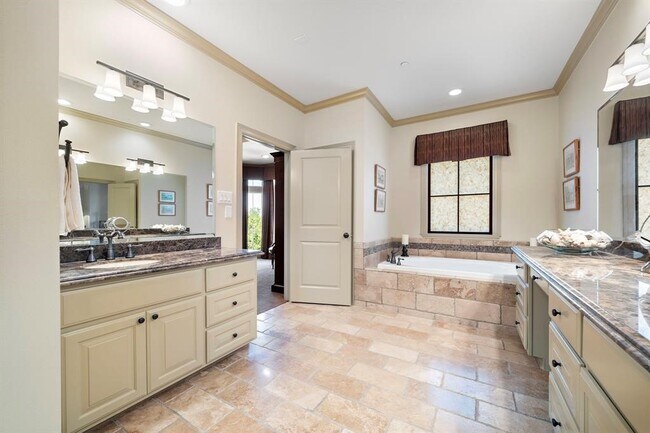 Building Photo - 1308 Lake Pointe Pkwy