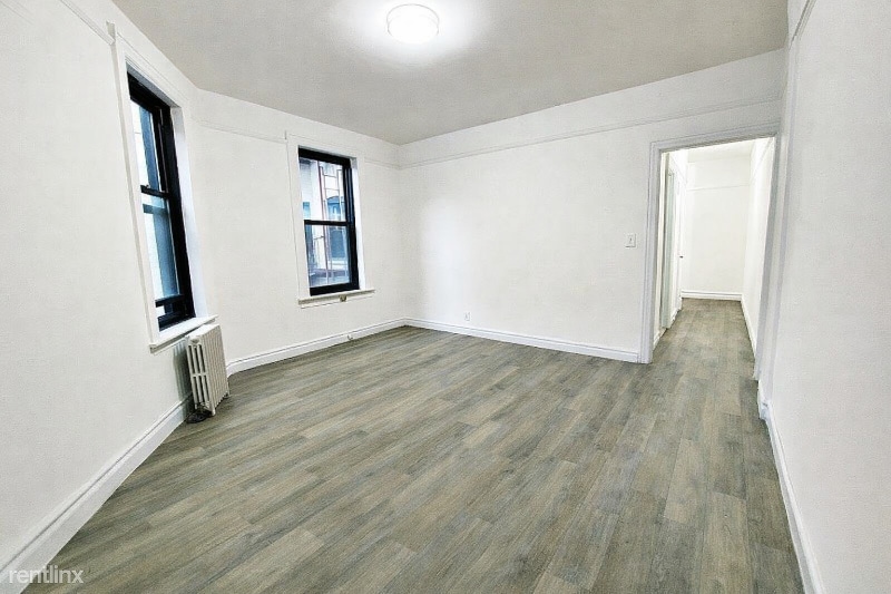 Building Photo - 8814 Bay Pkwy