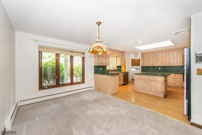 Building Photo - 29 Piersons Hill Rd