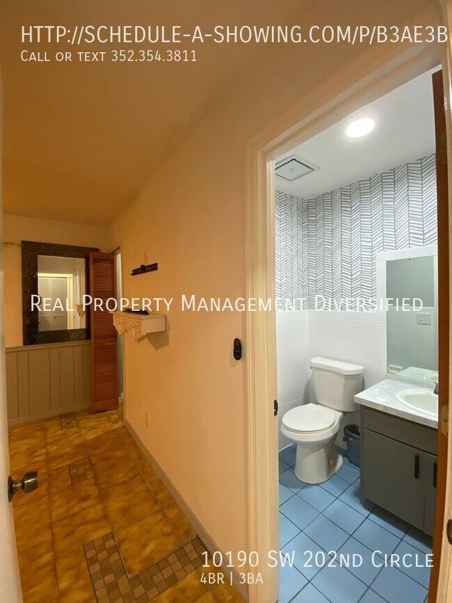 Building Photo - Rainbow Springs  Woodlands - 4/3/2 - Plus ...