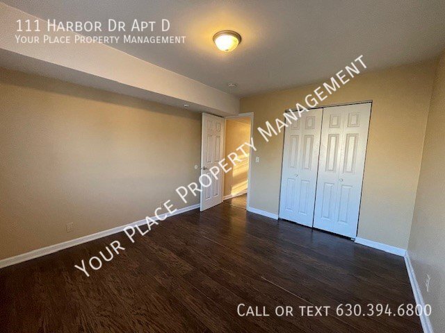 Building Photo - 111 Harbor Dr