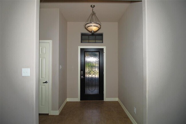 Building Photo - 119 Dove Trail