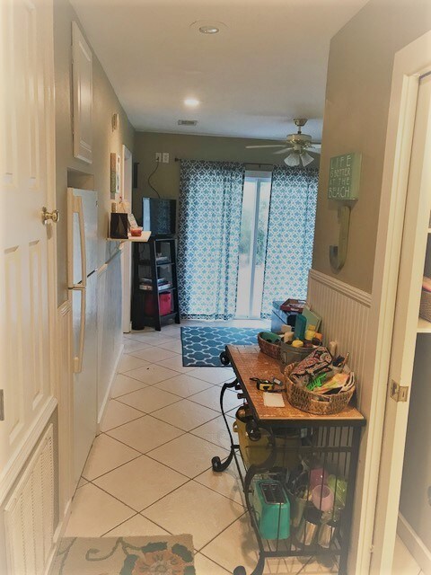 Building Photo - 75 Alamo St