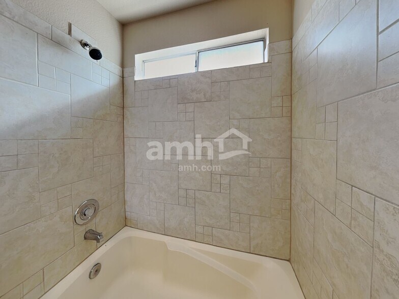 Building Photo - 6302 W Puget Ave