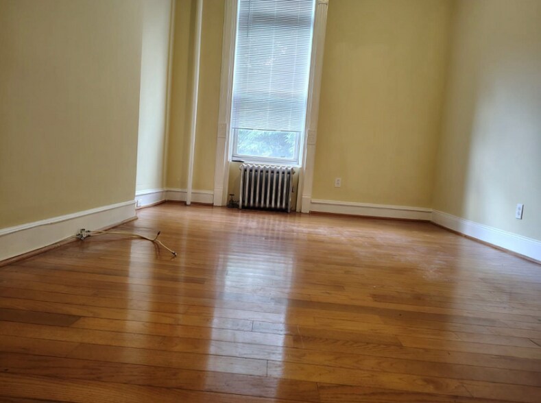 Primary Photo - 380 Jefferson St
