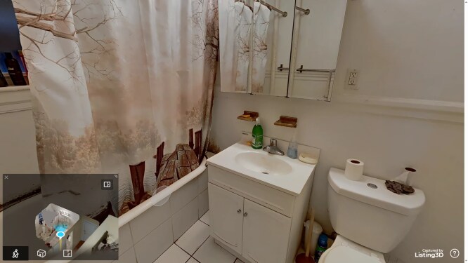 Building Photo - 11 Centre St