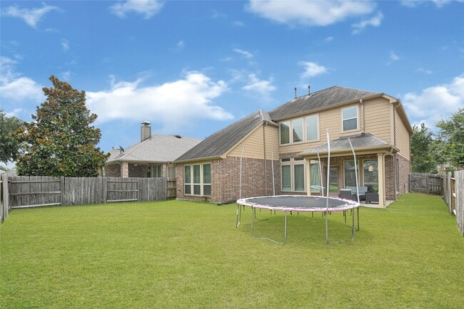 Building Photo - 29030 Davenport Dr