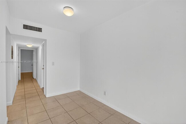 Building Photo - 13335 Arch Creek Rd