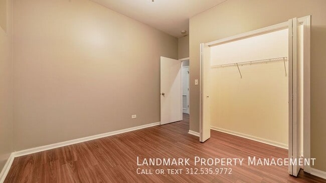 Building Photo - 4428 S Calumet Ave