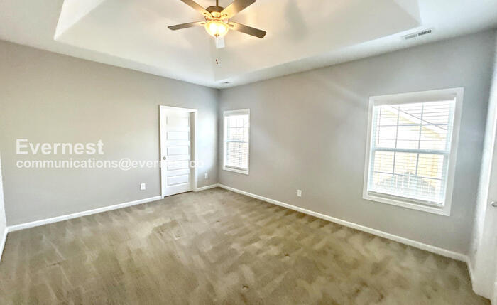 Building Photo - 1207 Trestle Dr