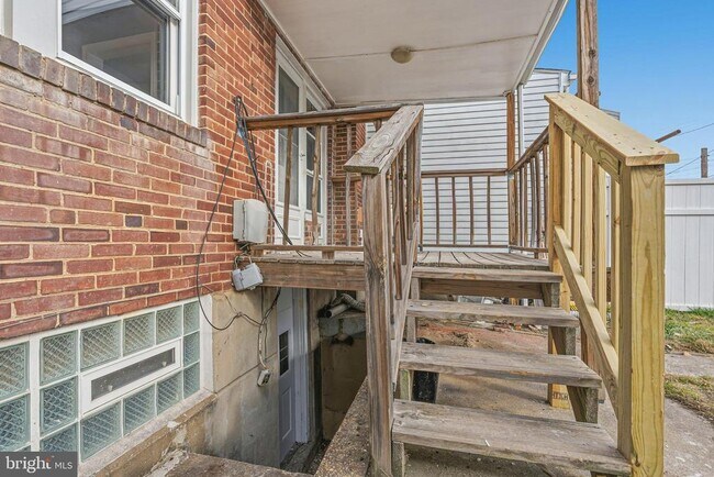 Building Photo - 2410 Keyway